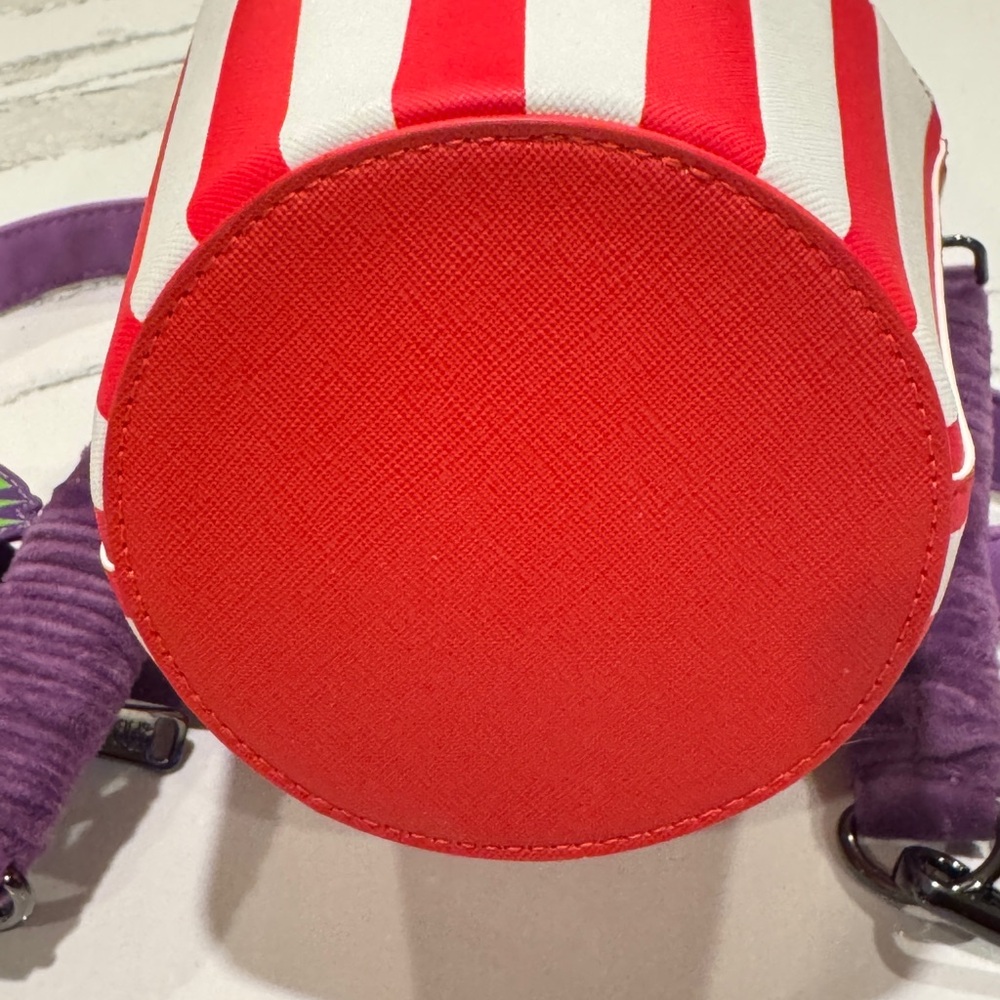 Loungefly Killer Klowns Popcorn Crossbody purse - Picture 8 of 10